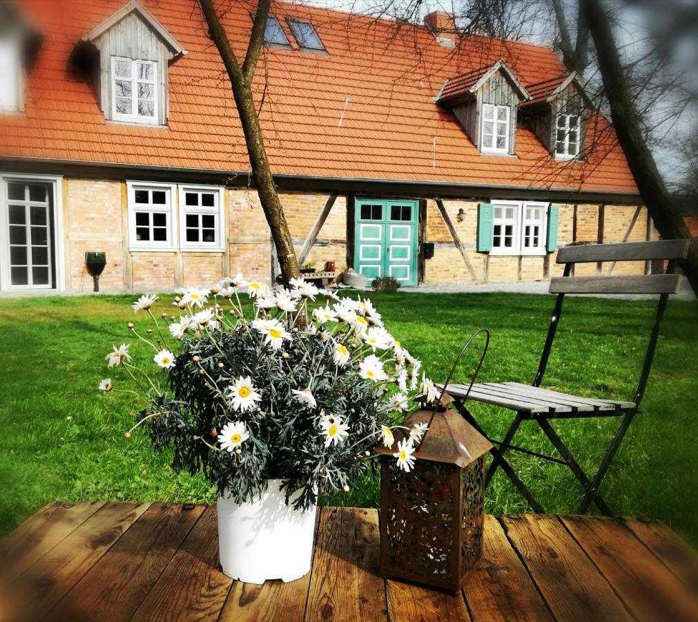 Besinndich Nebelin Buitenkant foto